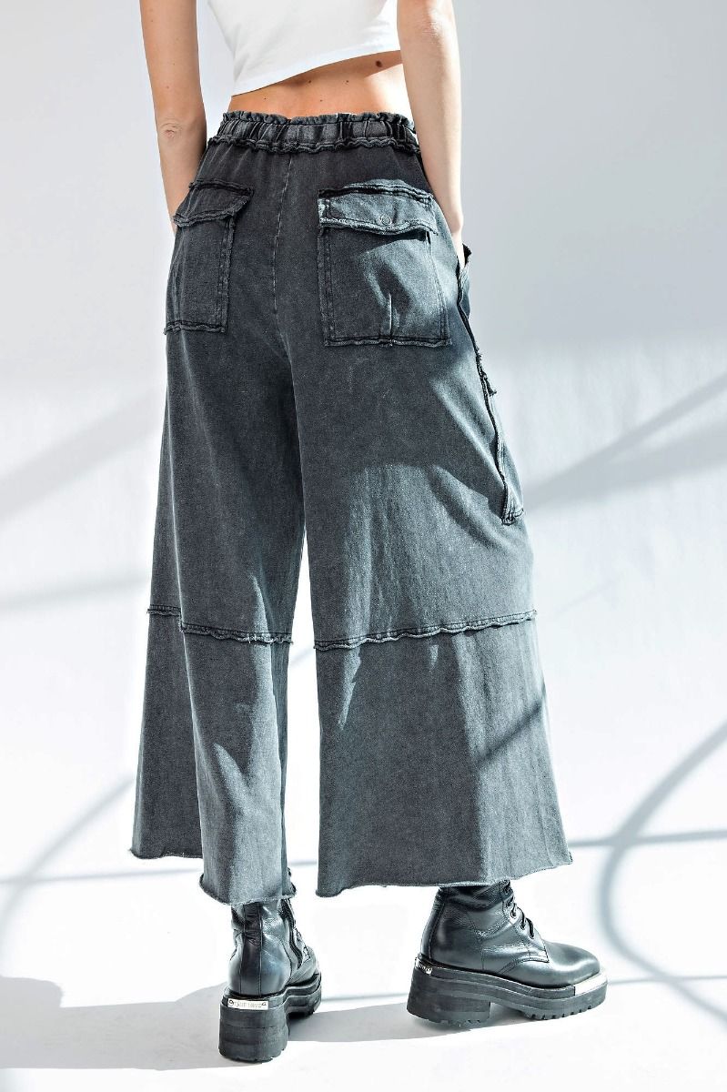 Mineral Washed Wide Leg Cargo Pant